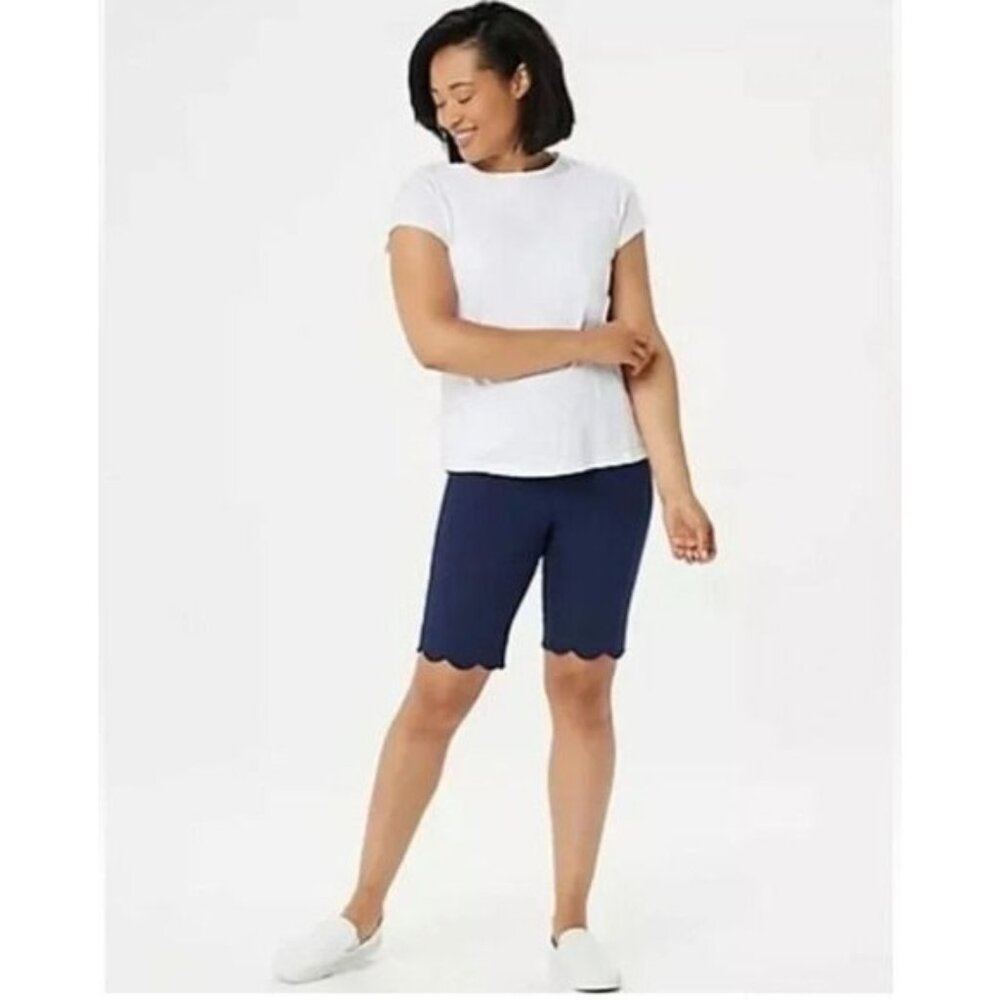 Isaac Mizrahi Live! Womens Scallop Hem Bermuda Shorts Size 18W Navy